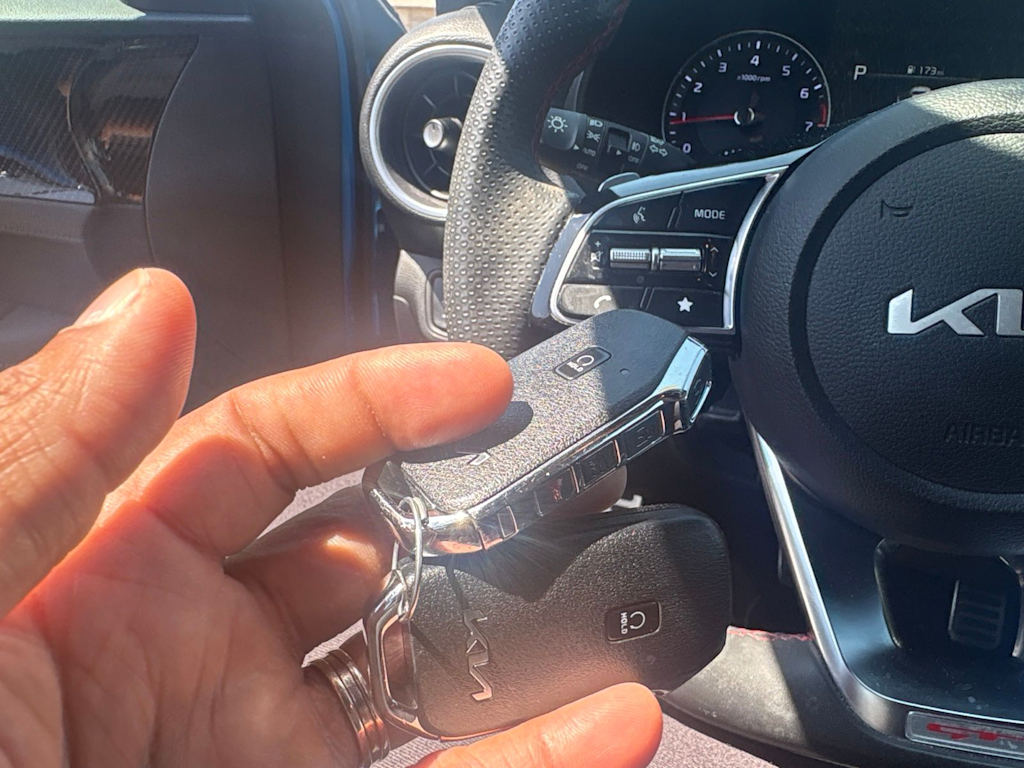 Thumbnail: 2024 Kia Forte - 8