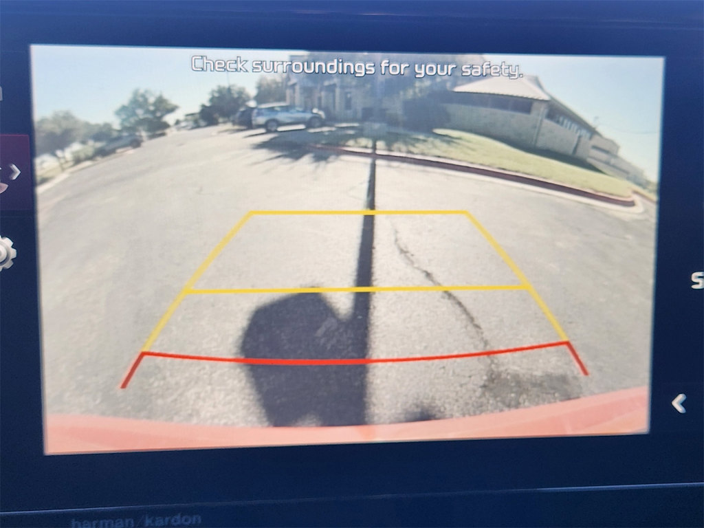 Thumbnail: 2023 Kia Forte - 25