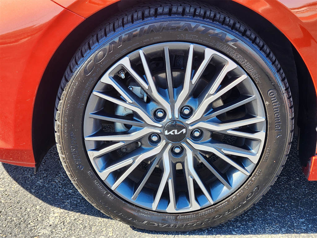 Thumbnail: 2023 Kia Forte - 22