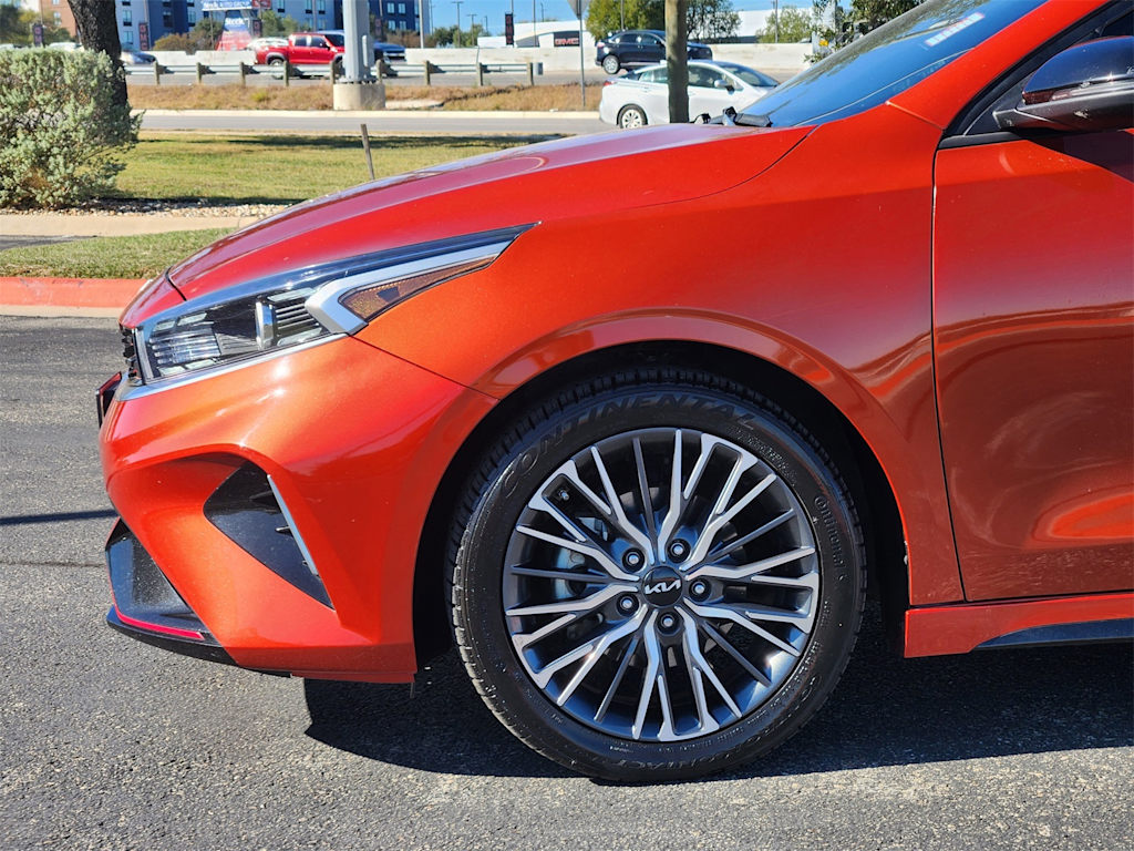 Thumbnail: 2023 Kia Forte - 6