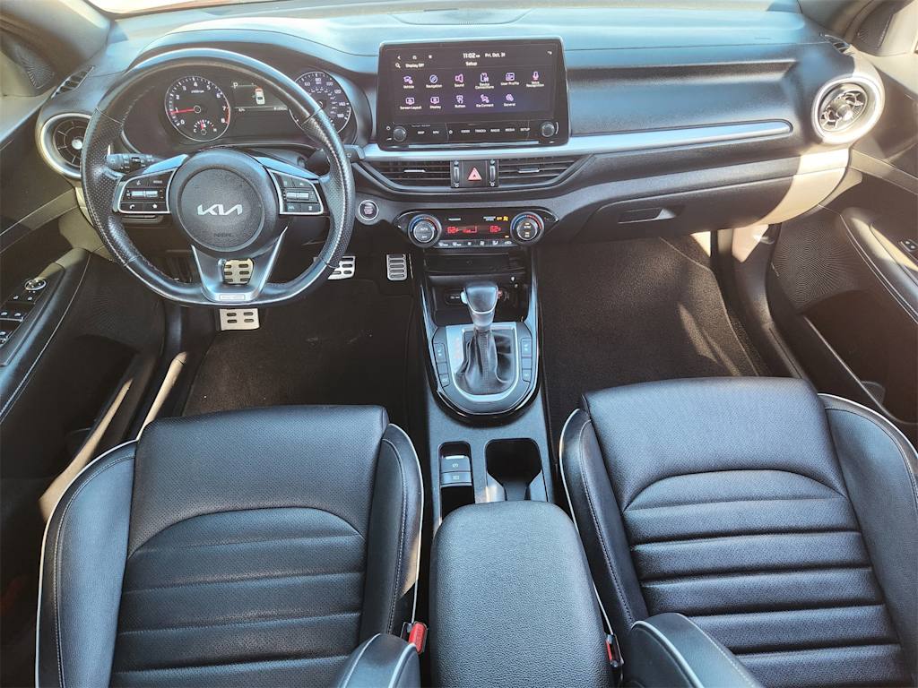 Thumbnail: 2023 Kia Forte - 8