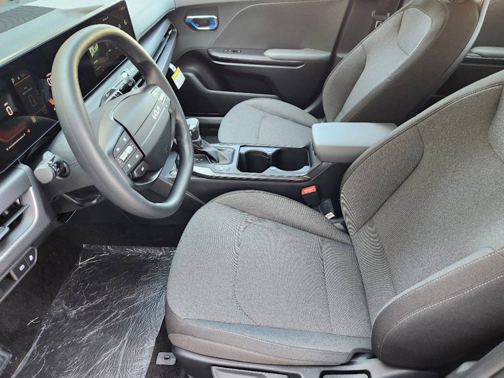 Thumbnail: 2025 Kia K4 - 8