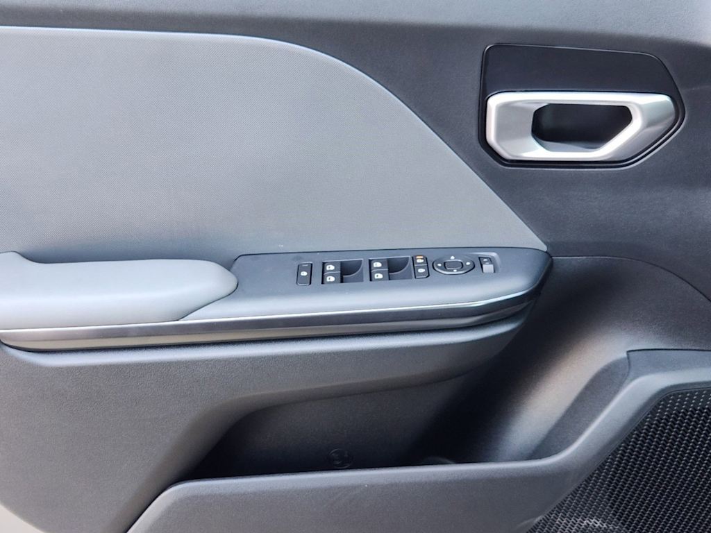 Thumbnail: 2025 Kia K4 - 20