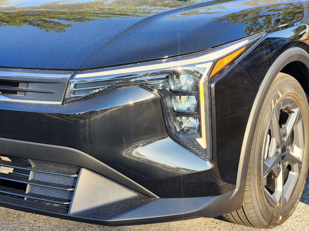 Thumbnail: 2025 Kia K4 - 20