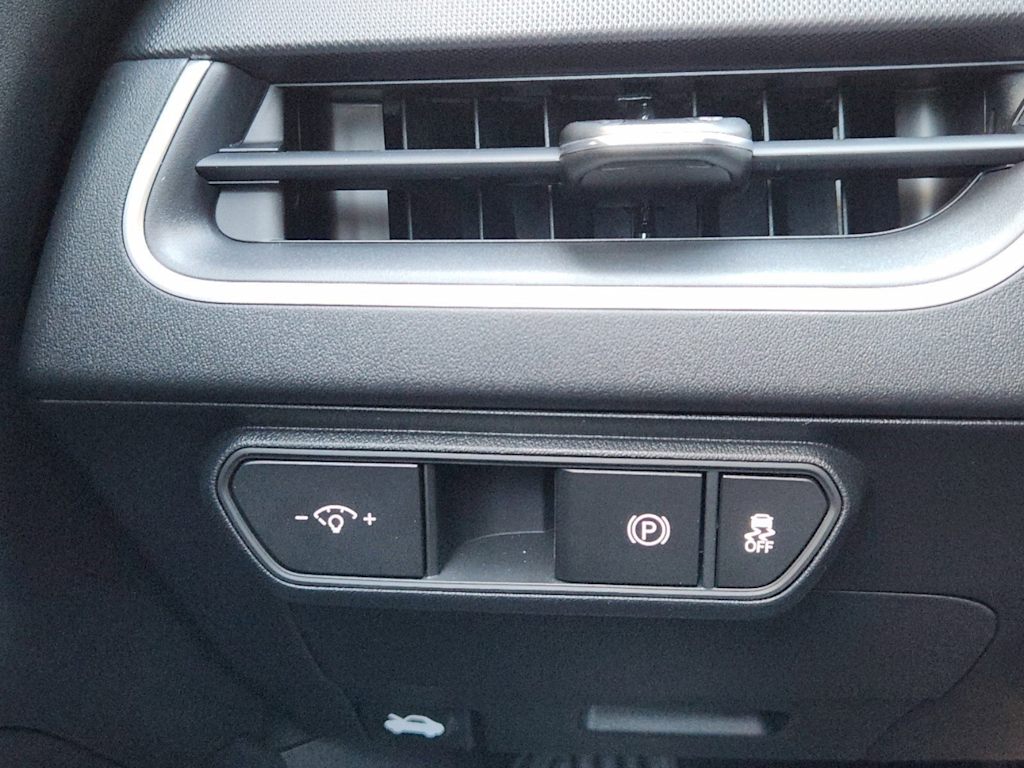 Thumbnail: 2025 Kia K4 - 19