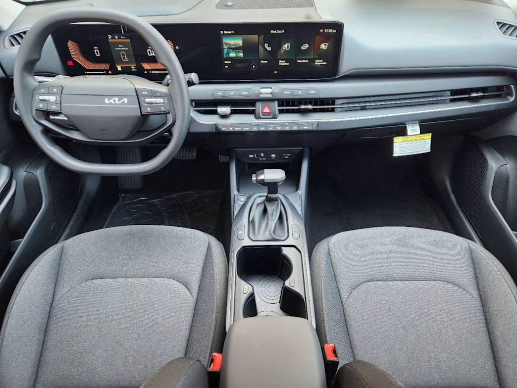 Thumbnail: 2025 Kia K4 - 2