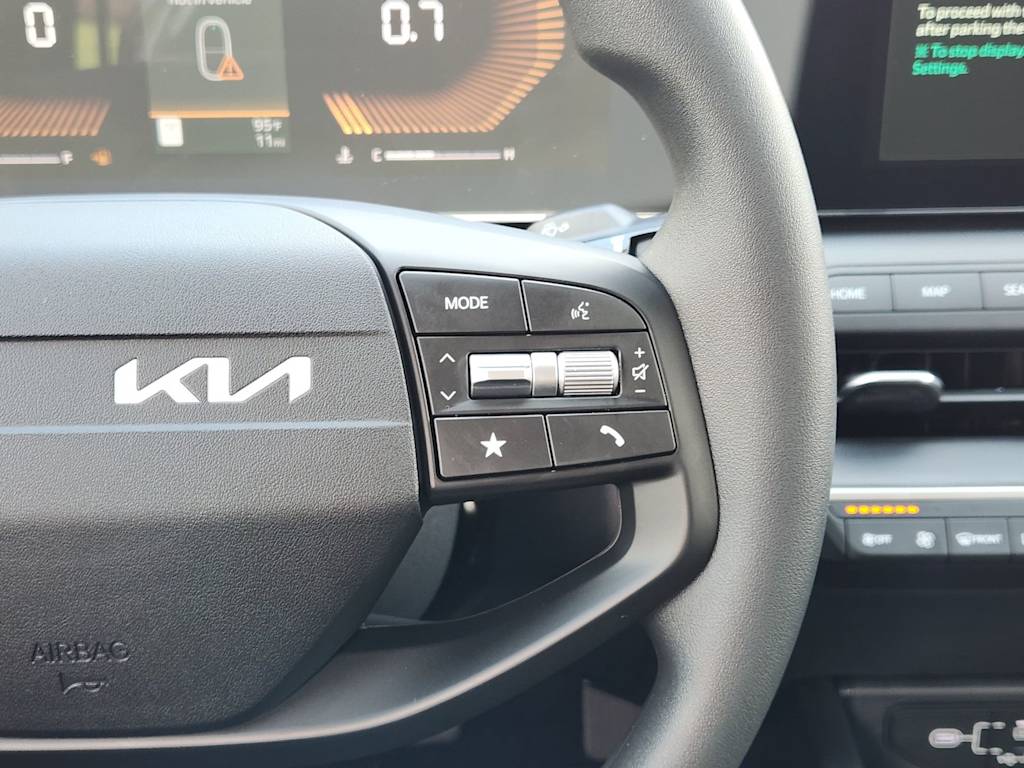 Thumbnail: 2026 Kia K4 - 28