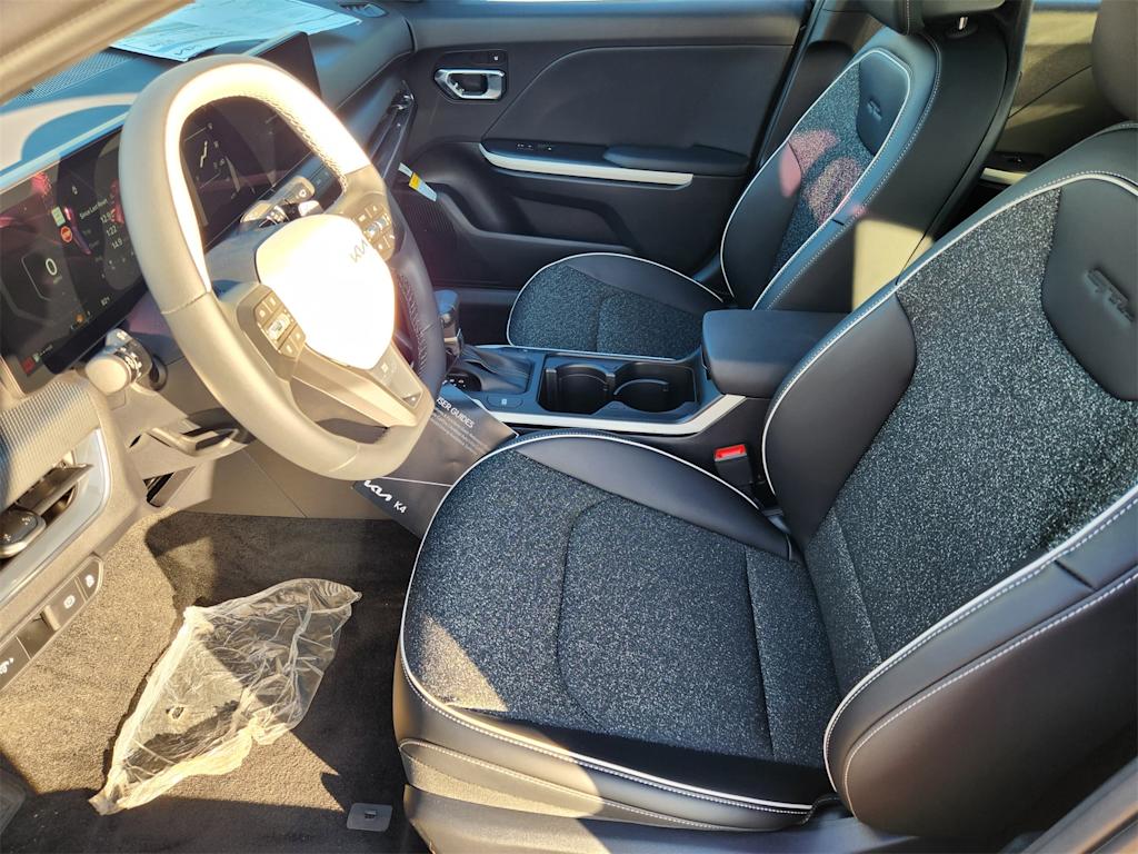 Thumbnail: 2025 Kia K4 - 9