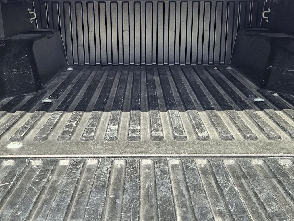 Thumbnail: 2023 Toyota Tacoma - 15