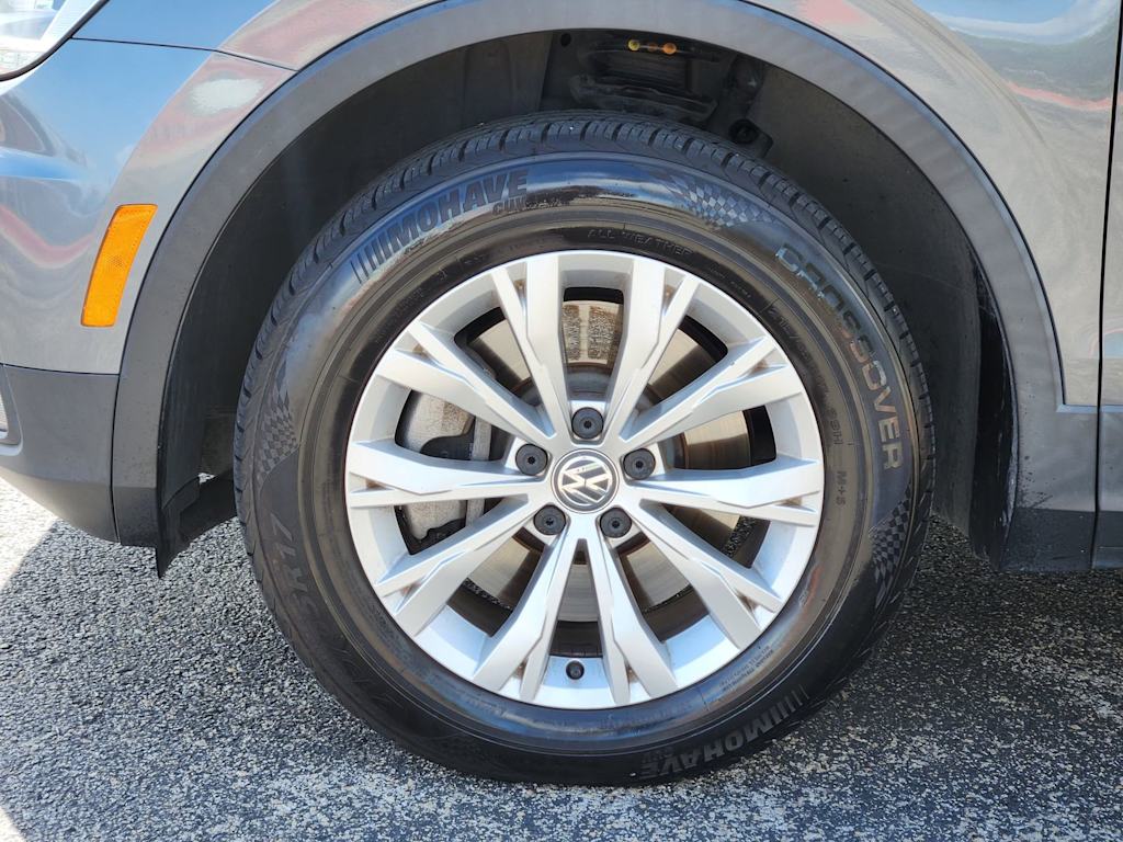 Thumbnail: 2018 Volkswagen Tiguan - 20