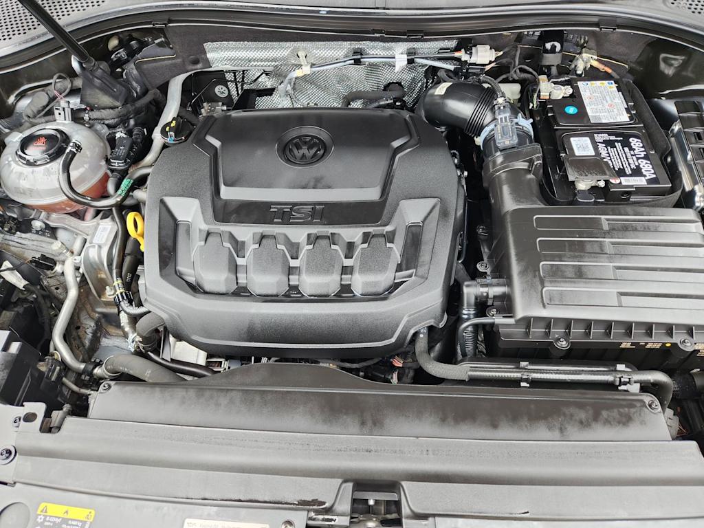 Thumbnail: 2022 Volkswagen Tiguan - 6