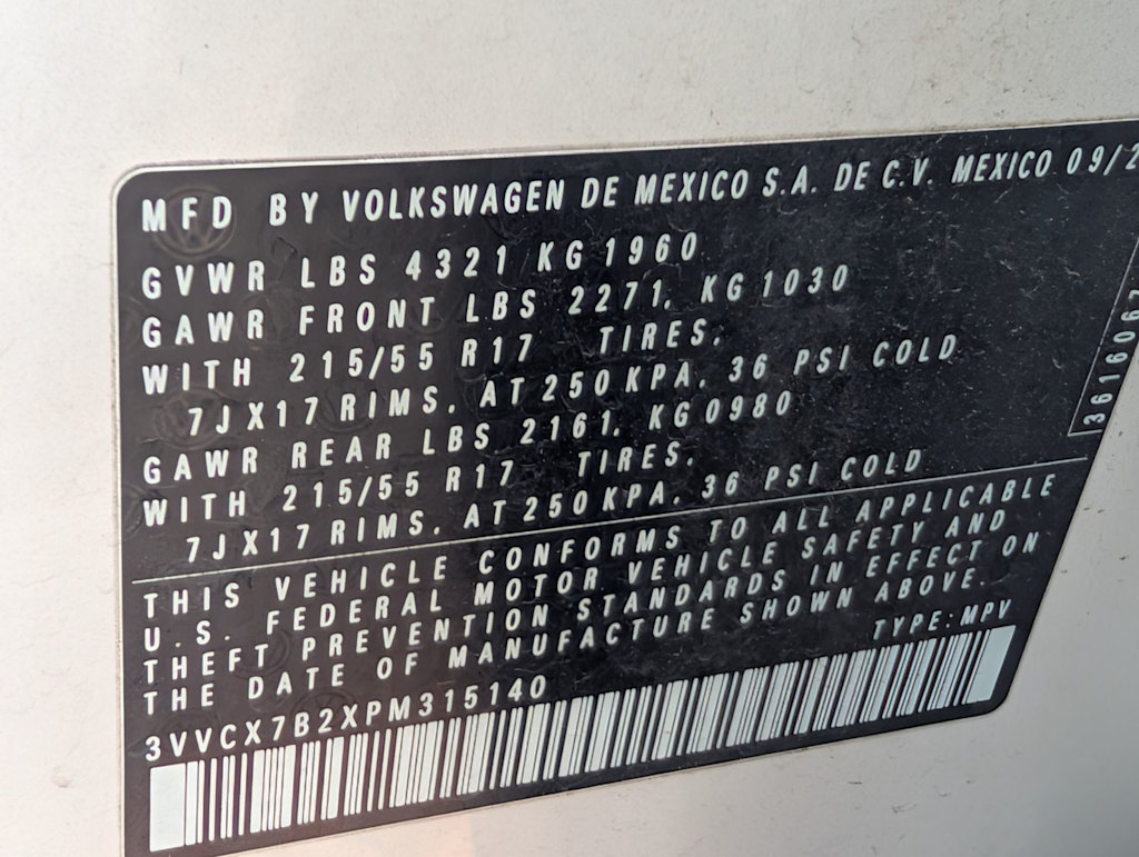 Thumbnail: 2023 Volkswagen Taos - 7