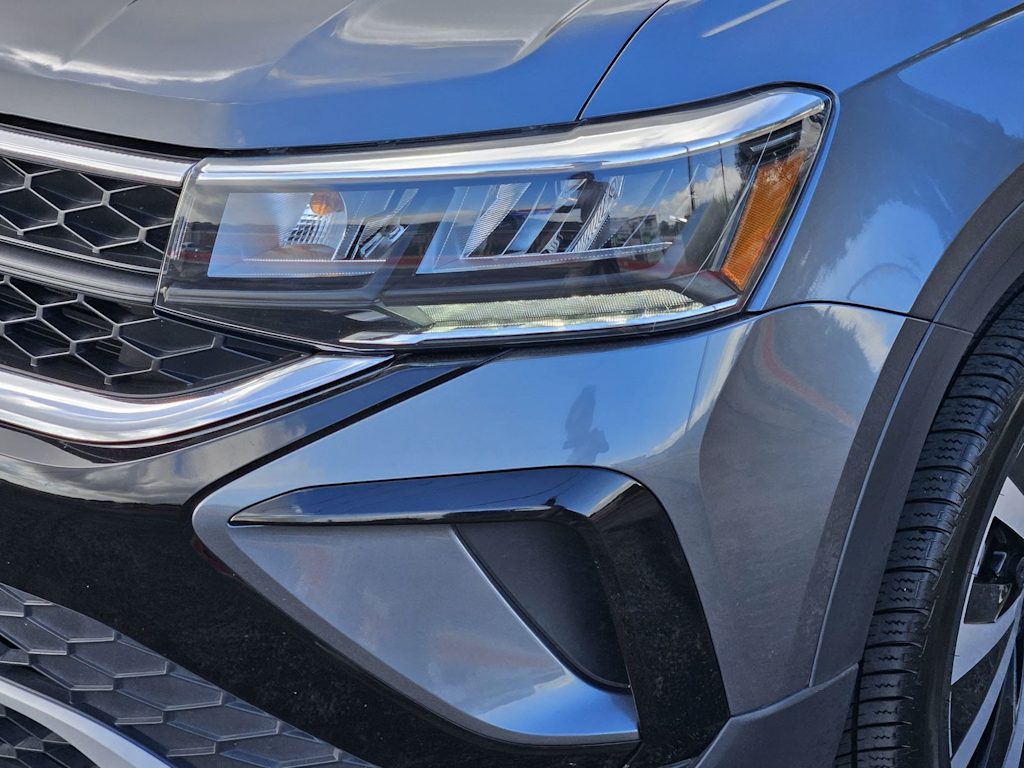 Thumbnail: 2024 Volkswagen Taos - 18