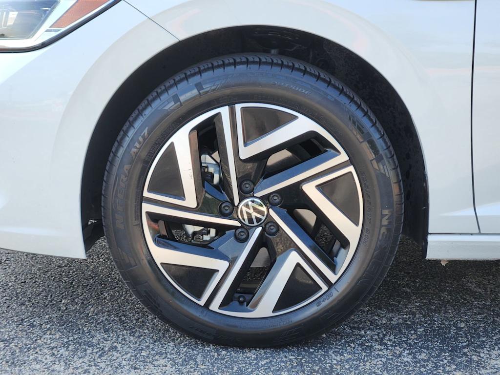 Thumbnail: 2024 Volkswagen Jetta - 20