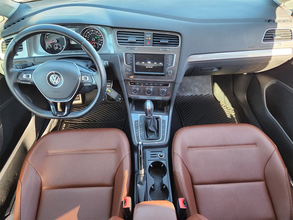 Thumbnail: 2017 Volkswagen Golf - 8