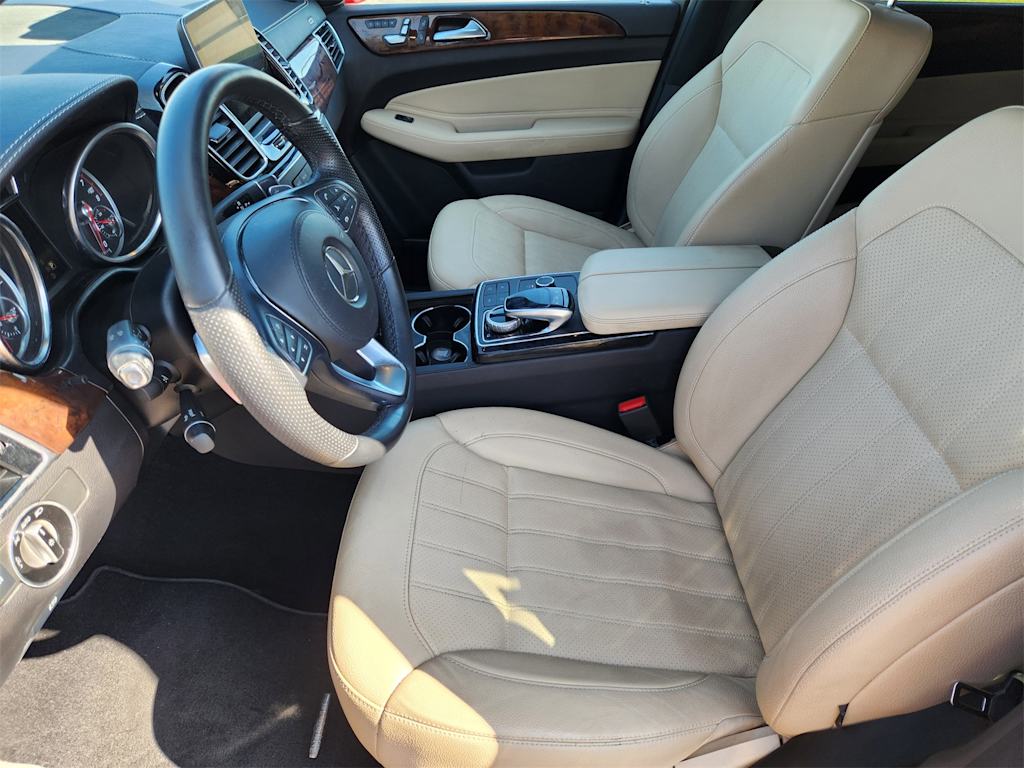 Thumbnail: 2017 Mercedes-Benz GLS - 9