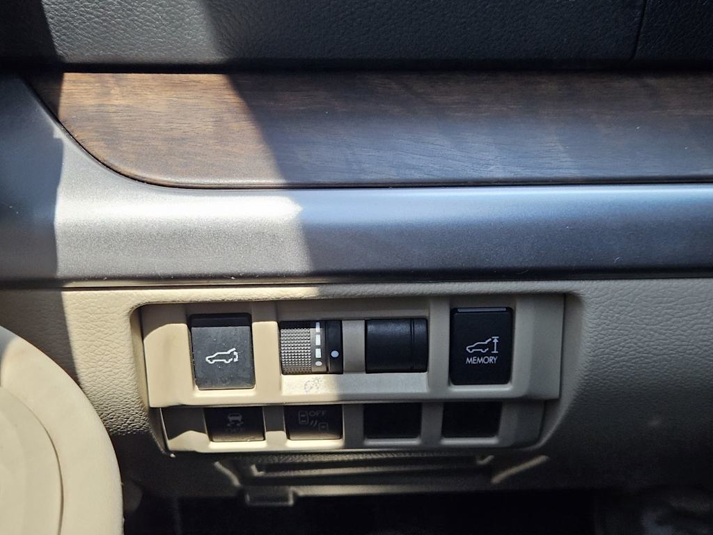 Thumbnail: 2015 Subaru Outback - 26