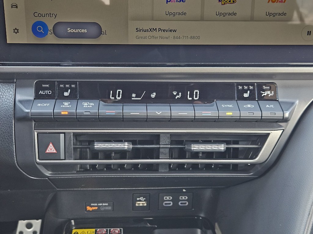 Thumbnail: 2025 Toyota Camry - 24