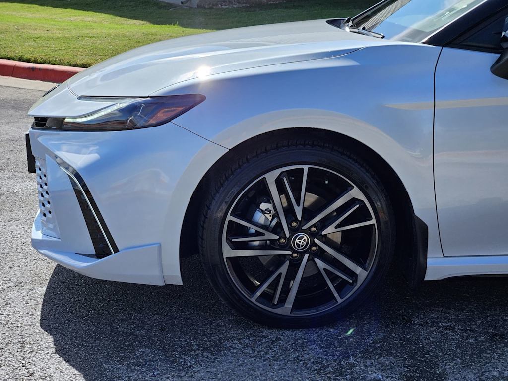Thumbnail: 2025 Toyota Camry - 5