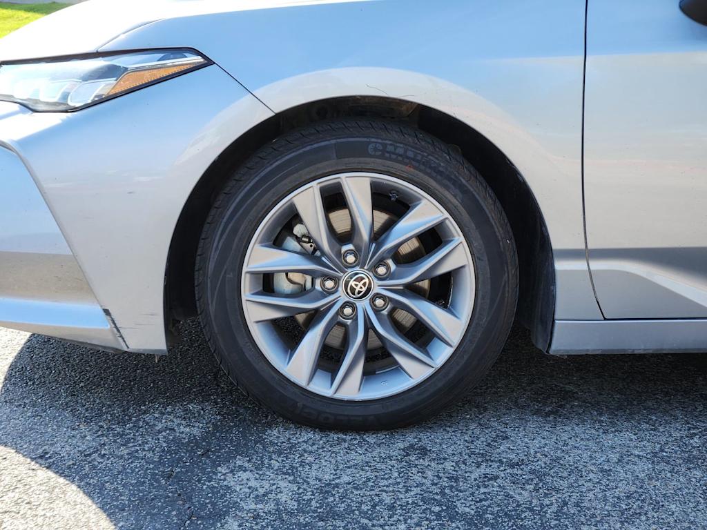 Thumbnail: 2022 Toyota Avalon - 20