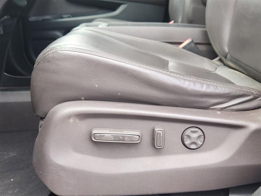 Thumbnail: 2018 Honda Odyssey - 30