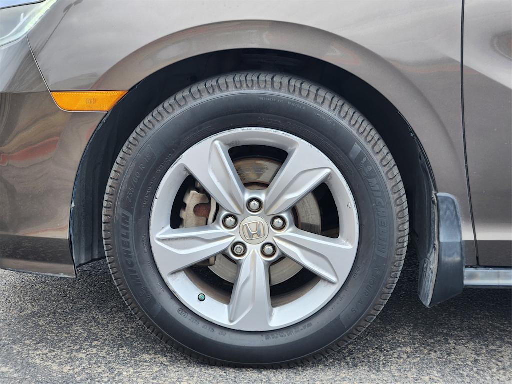 Thumbnail: 2018 Honda Odyssey - 21