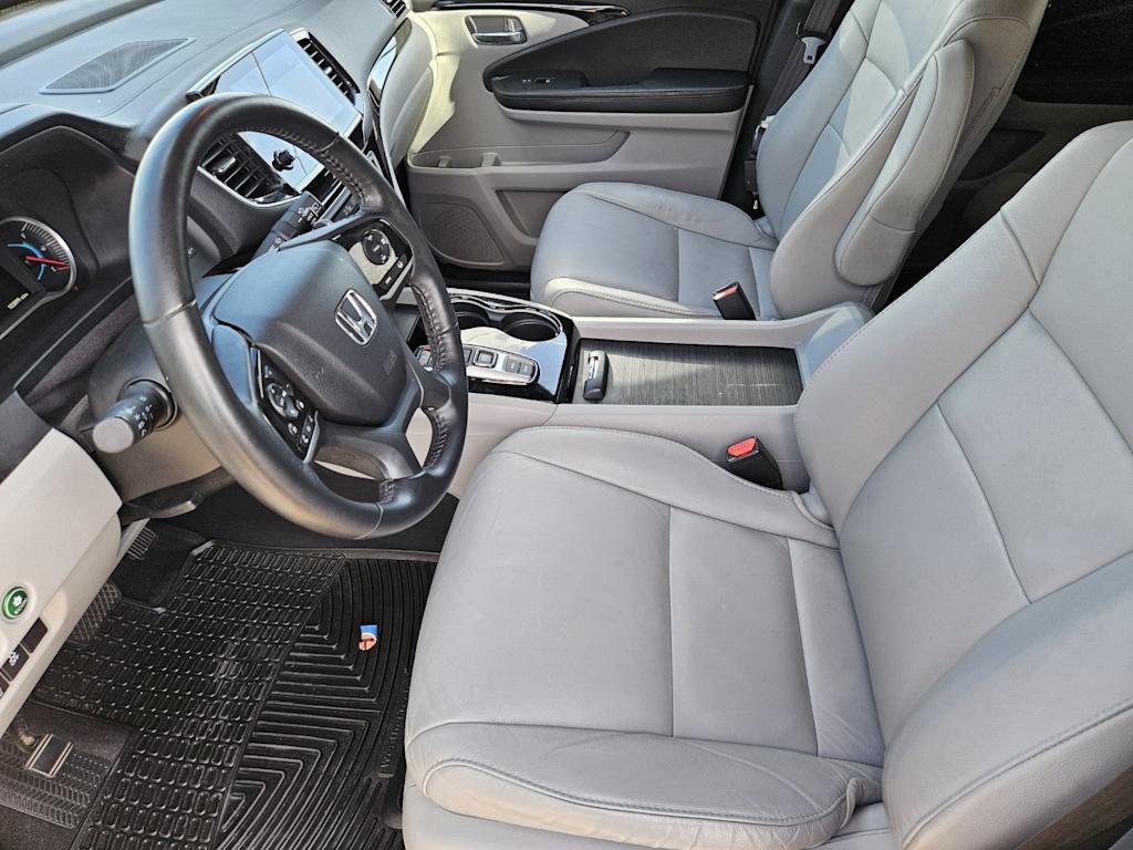 Thumbnail: 2021 Honda Pilot - 9