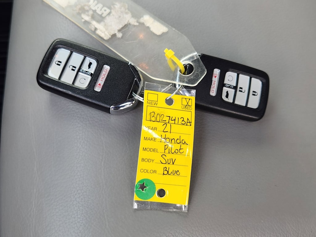 Thumbnail: 2021 Honda Pilot - 17