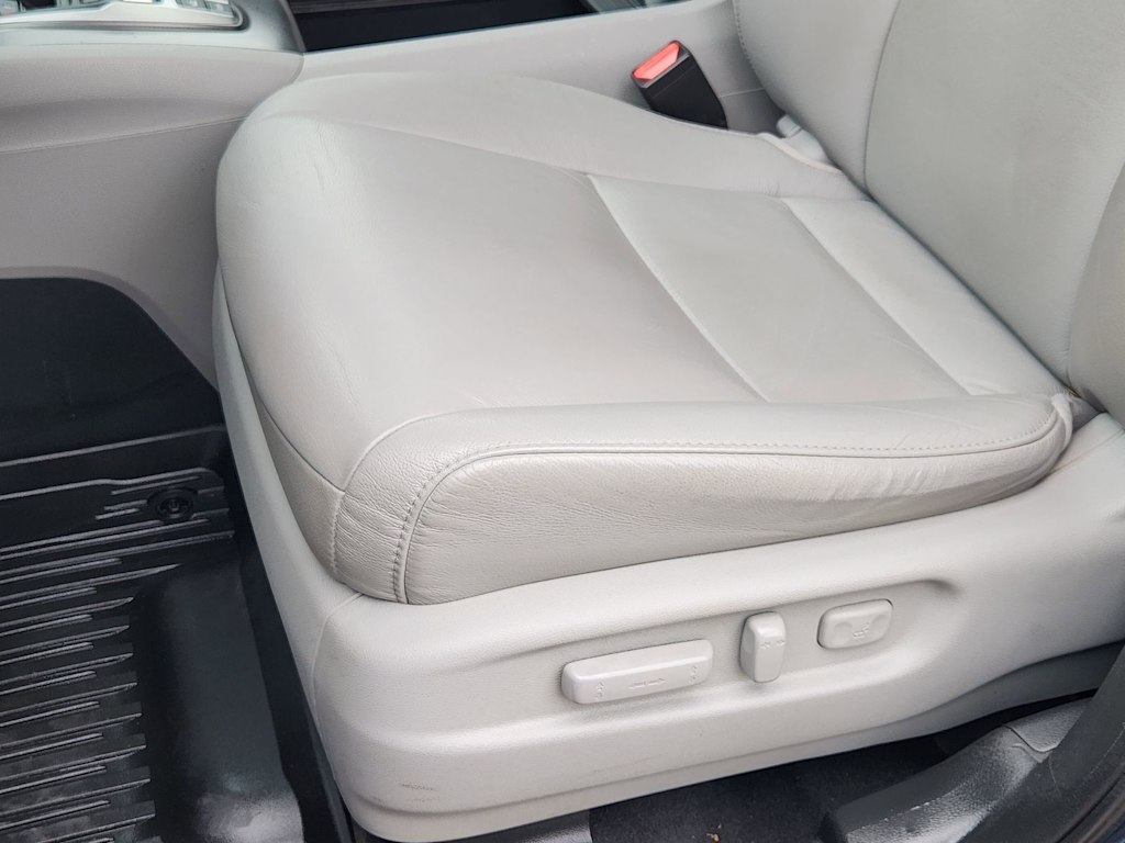 Thumbnail: 2021 Honda Pilot - 30