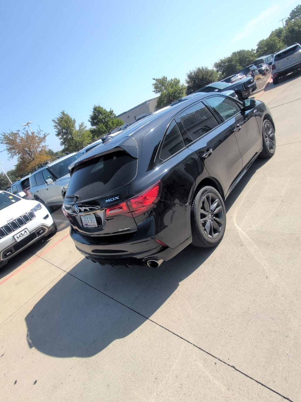 Thumbnail: 2020 Acura MDX - 9
