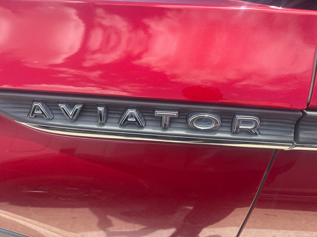 Thumbnail: 2020 Lincoln Aviator - 6