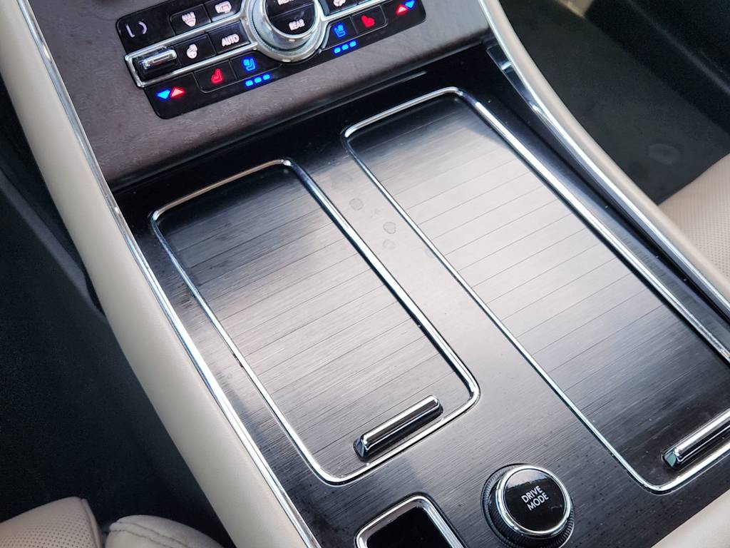 Thumbnail: 2020 Lincoln Aviator - 13