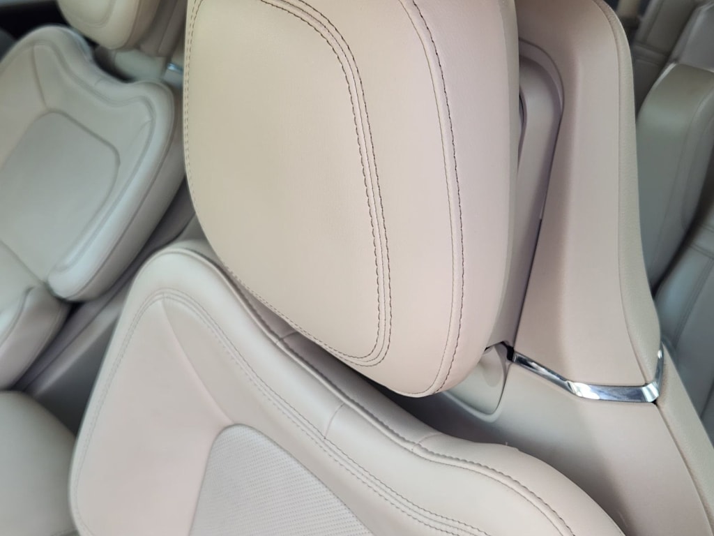 Thumbnail: 2020 Lincoln Aviator - 22