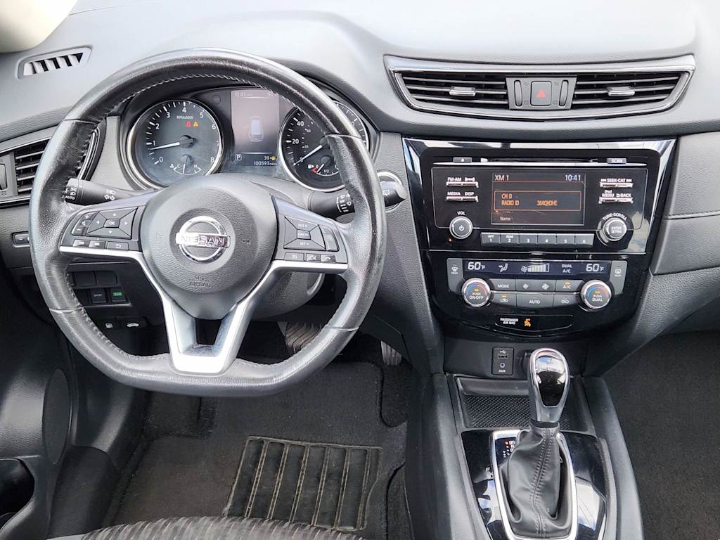 Thumbnail: 2017 Nissan Rogue - 7