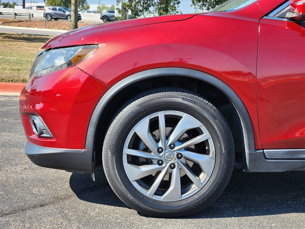 Thumbnail: 2015 Nissan Rogue - 6