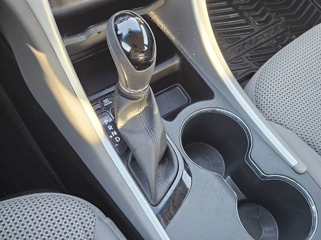 Thumbnail: 2014 Hyundai Sonata - 12