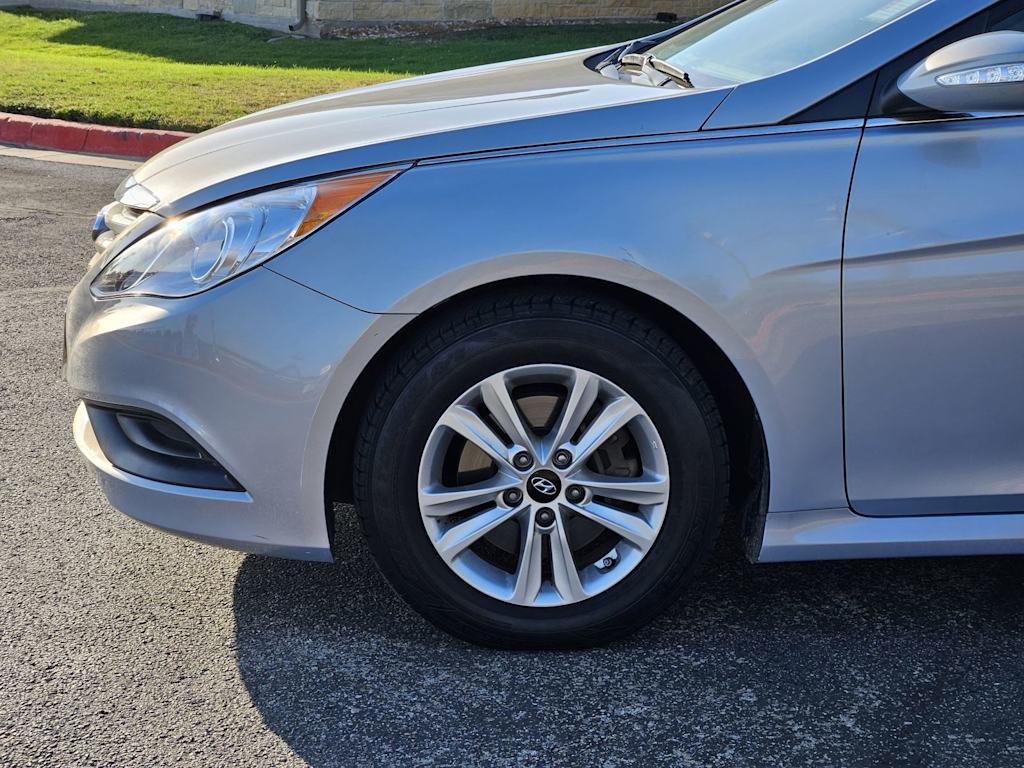 Thumbnail: 2014 Hyundai Sonata - 5