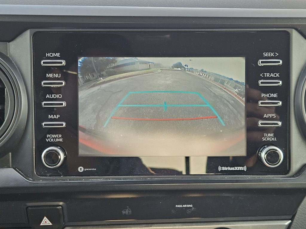 Thumbnail: 2021 Toyota Tacoma - 24