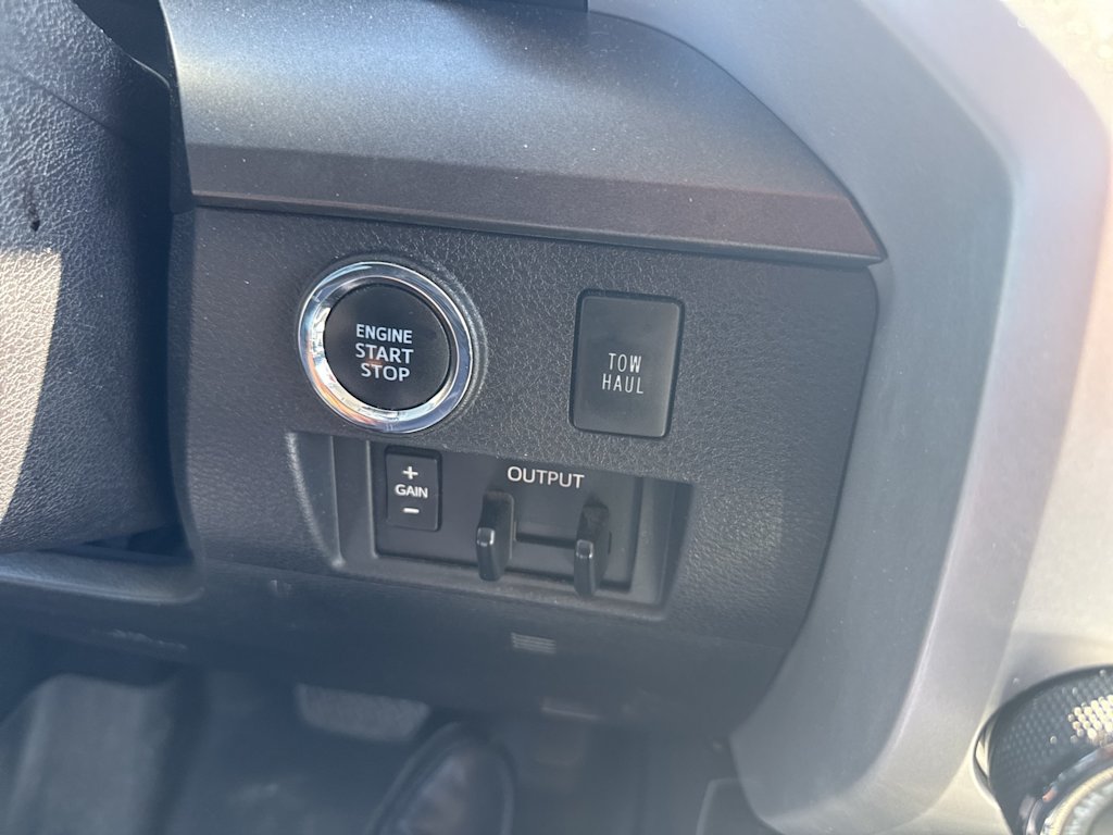 Thumbnail: 2020 Toyota Tundra - 12