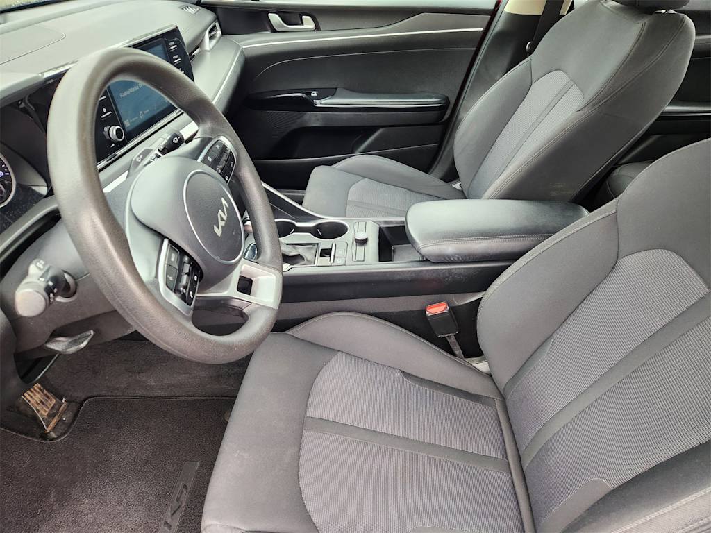 Thumbnail: 2022 Kia K5 - 9