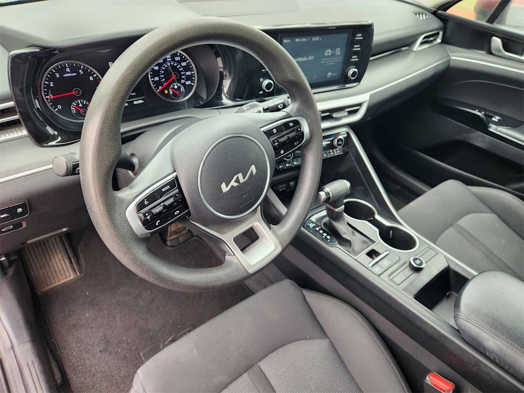 Thumbnail: 2022 Kia K5 - 2