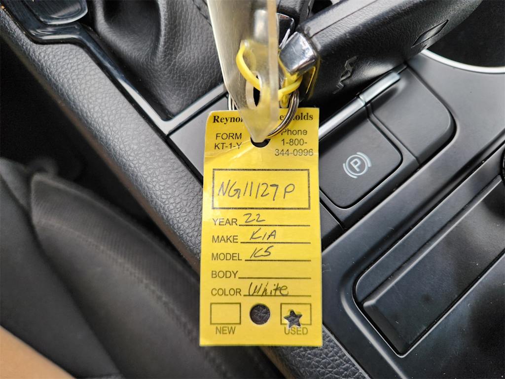 Thumbnail: 2022 Kia K5 - 17