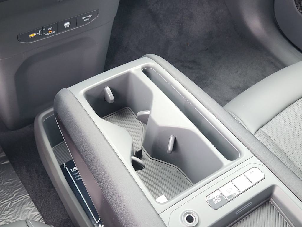 Thumbnail: 2026 Kia EV9 - 11