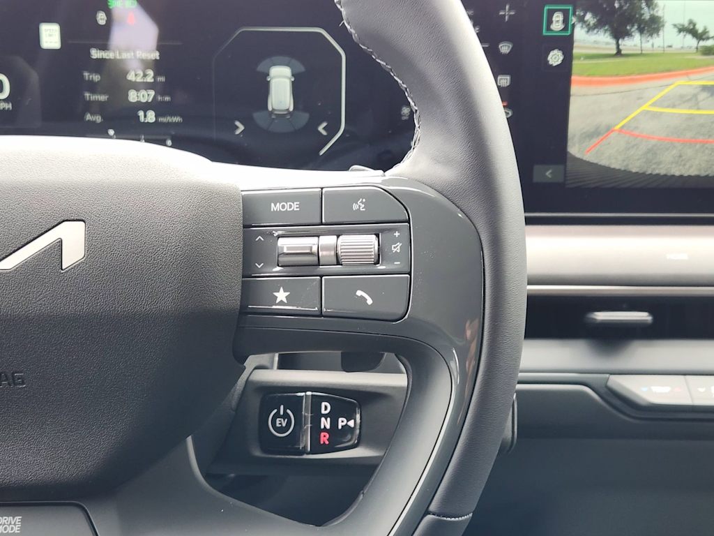 Thumbnail: 2026 Kia EV9 - 25