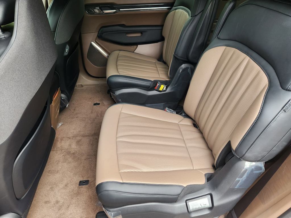 Thumbnail: 2026 Kia EV9 - 9