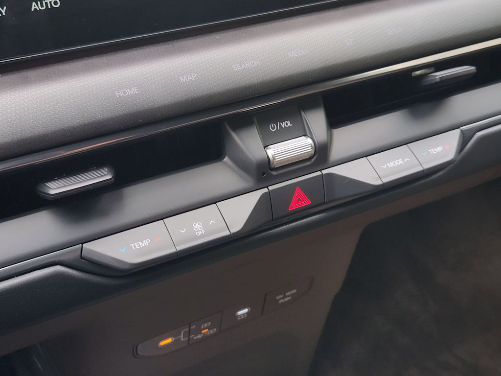 Thumbnail: 2026 Kia EV9 - 22