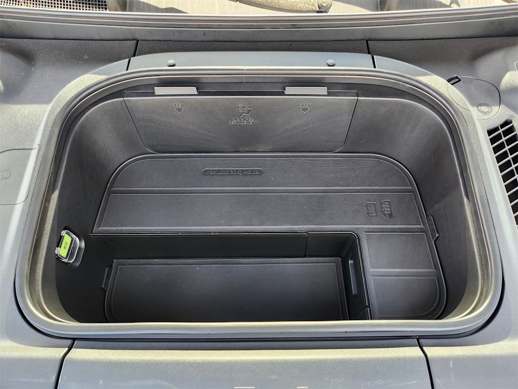 Thumbnail: 2026 Kia EV9 - 33