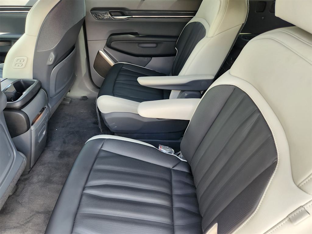 Thumbnail: 2026 Kia EV9 - 10