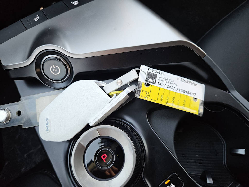 Thumbnail: 2026 Kia EV6 - 25