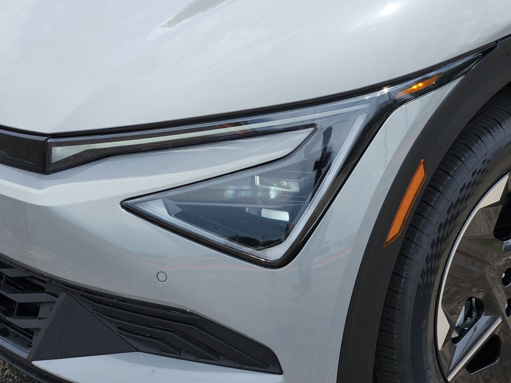 Thumbnail: 2026 Kia EV6 - 17